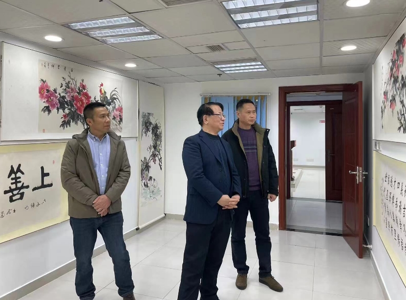 四川省驻重庆办事处有关领导 到访重庆市乡村发展协会参观考察(图1)